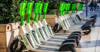 Асоциацията за електромобилност: На този етап МВР няма право да глобява водачите на тротинетки
