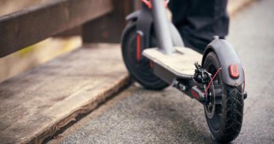 Има ли основание МВР да глобява водачи на тротинетки за липса на регистрация